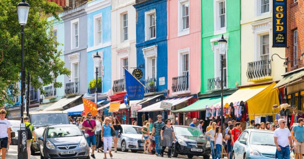 Notting Hill’s Colourful Houses: Hidden Streets to See