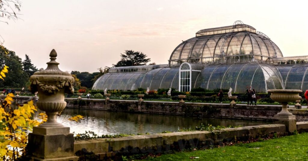 How to Get to Kew Gardens