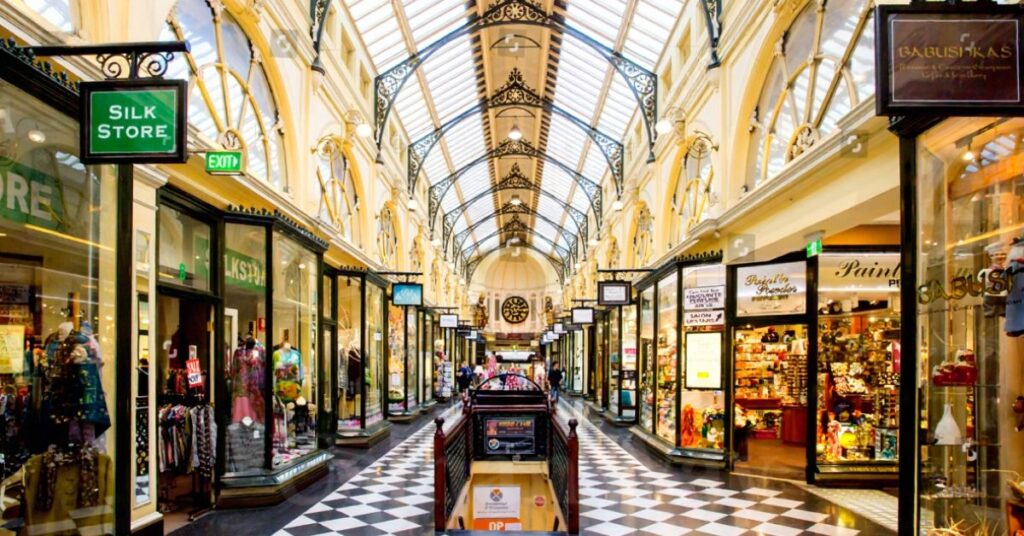 Notting Hill’s Colourful Houses: Hidden Streets to See