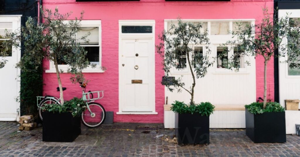 Notting Hill’s Colourful Houses: Hidden Streets to See