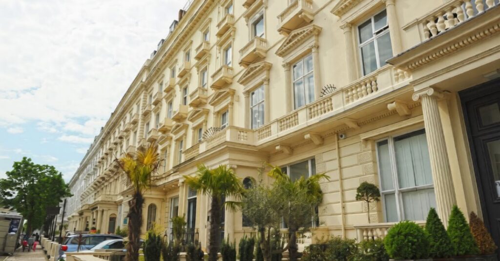 best-area-to-stay-in-london-7-spots-locals-swear-by